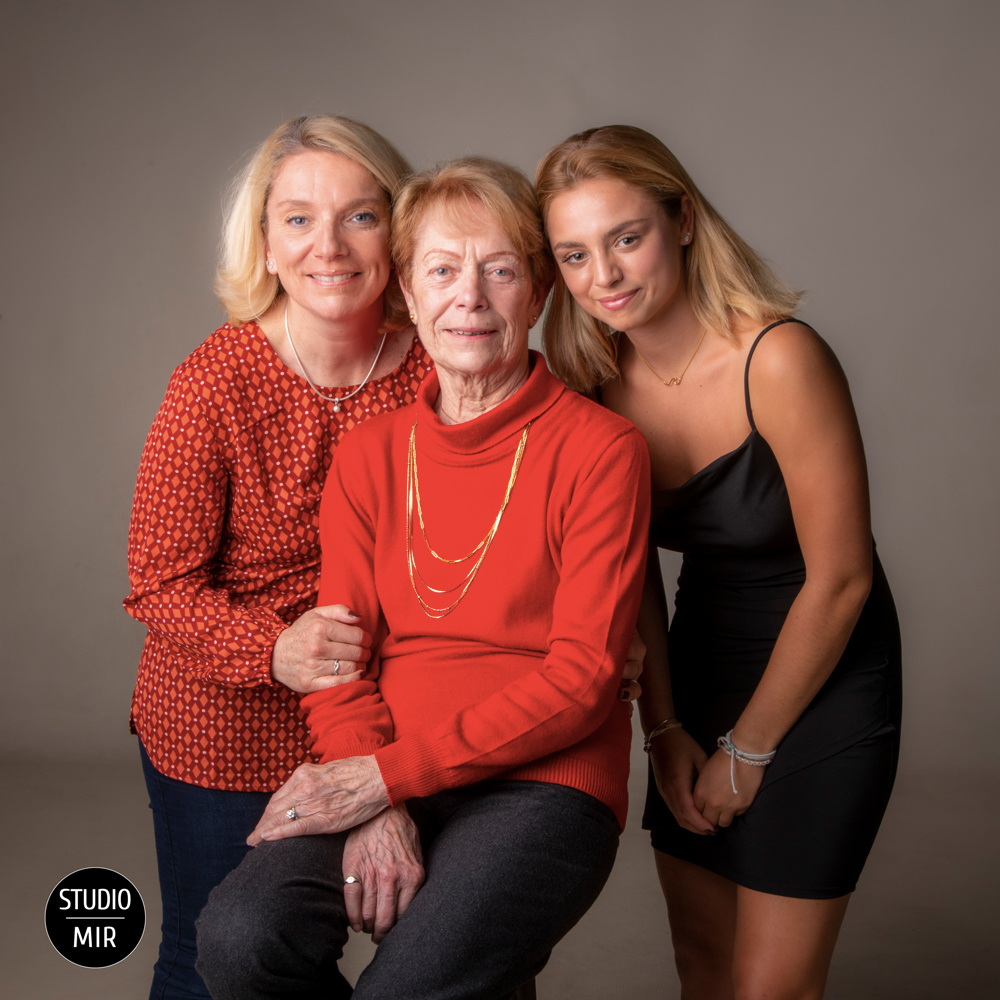 Idée cadeau fête des grands-mères : un shooting photo dans le Val de Marne
