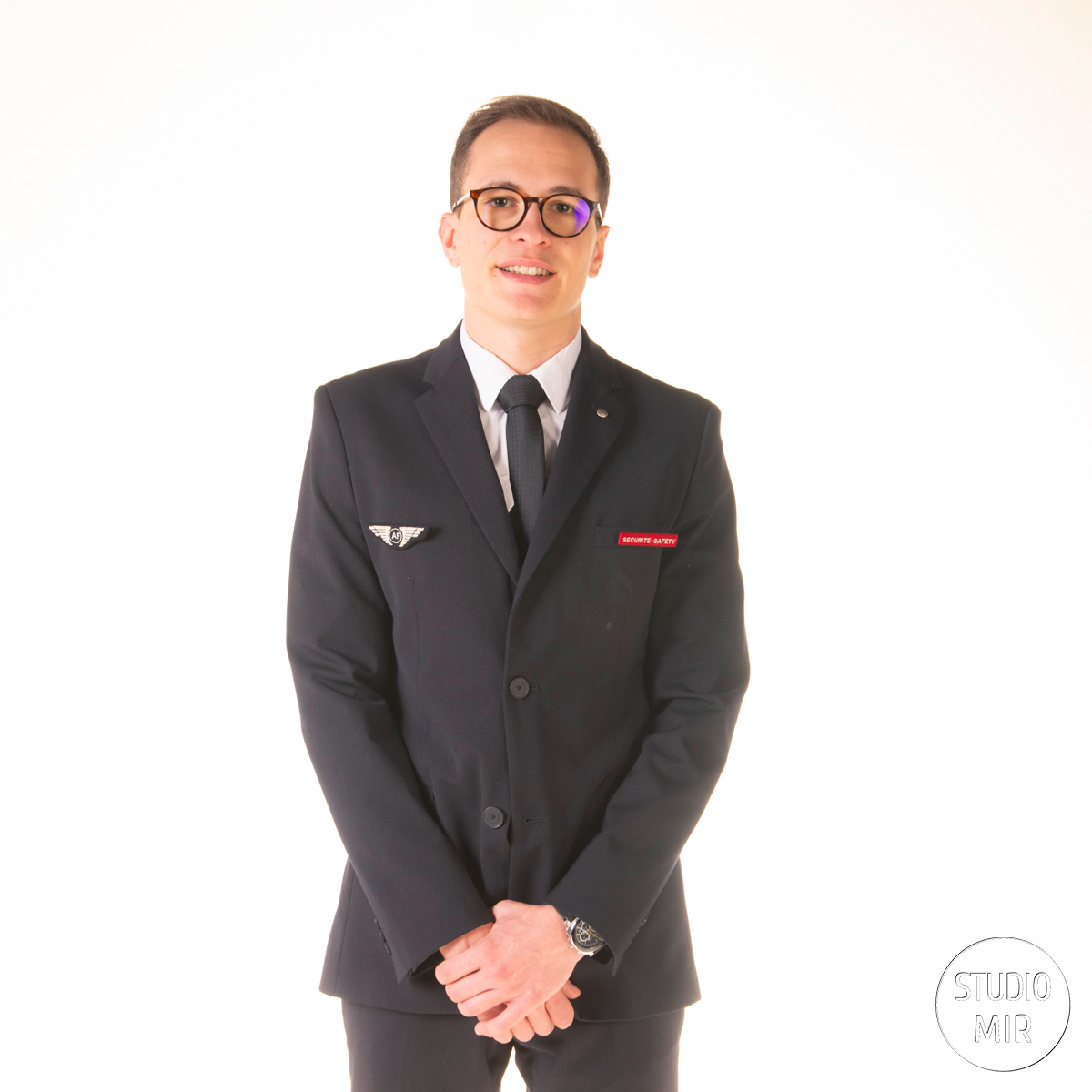 Portrait professionnel de steward en studio photo dans le Val de Marne