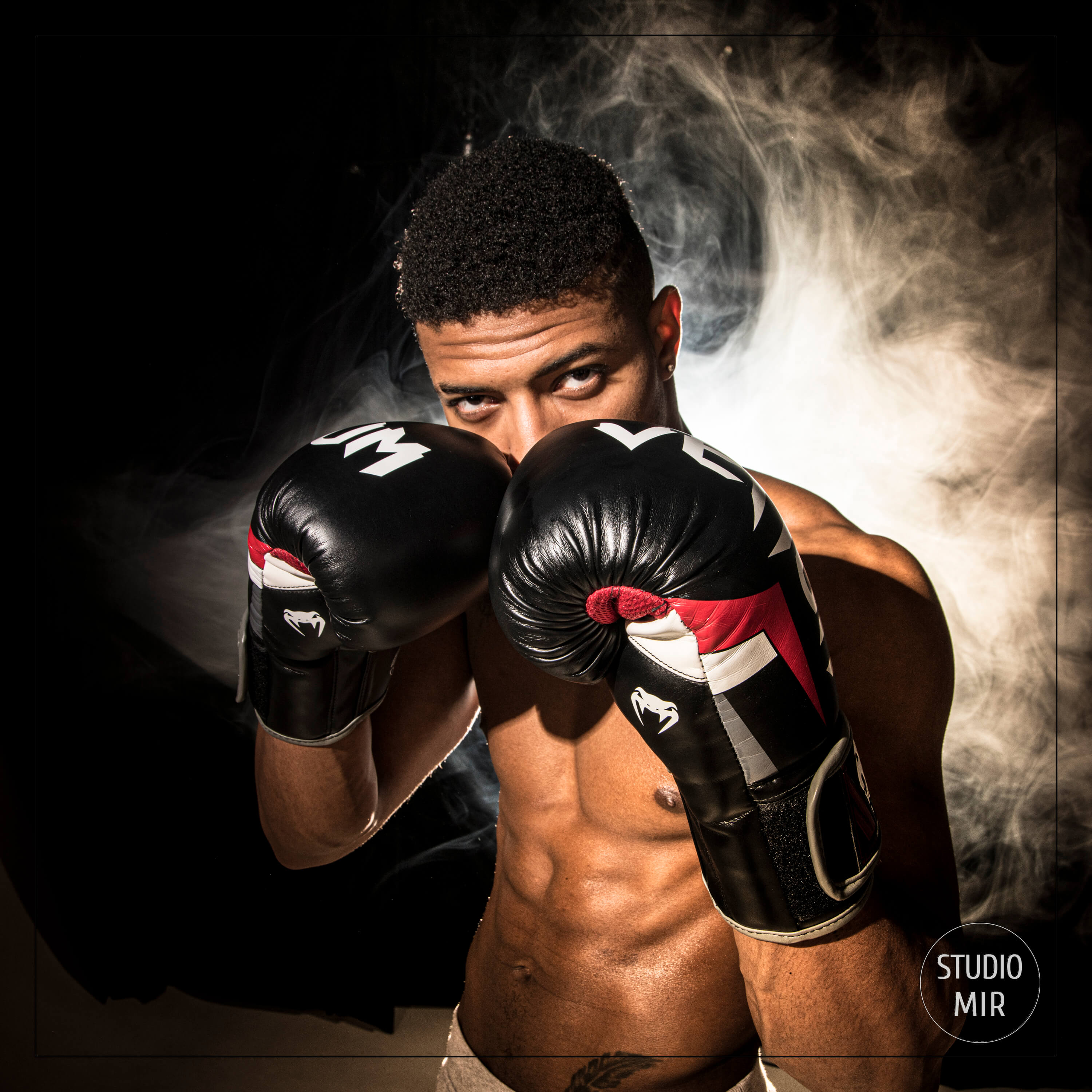 Shooting pour un boxeur en studio photo dans le Val de Marne