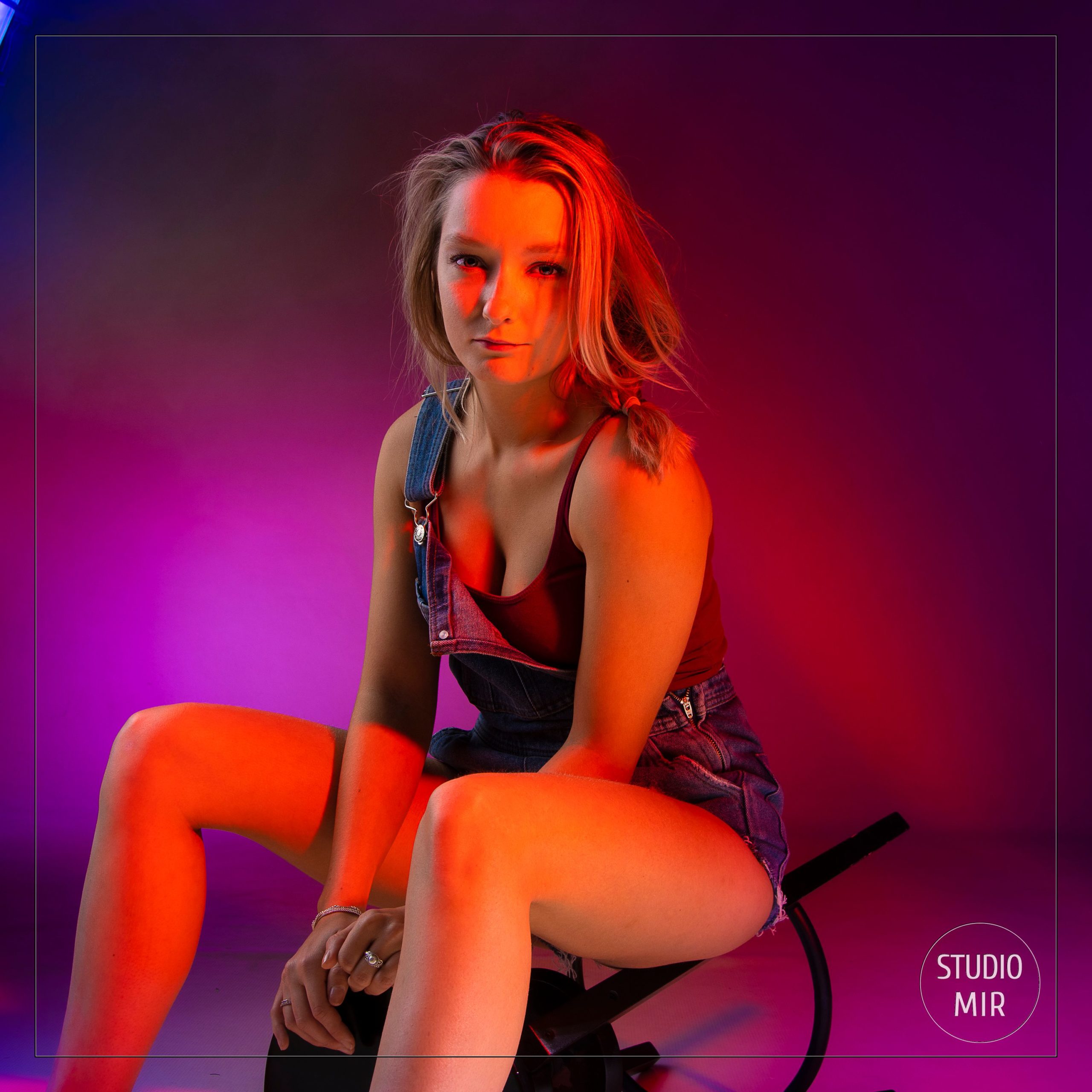 Idée cadeau adulte et ado : Shooting photo avec néons près de Paris