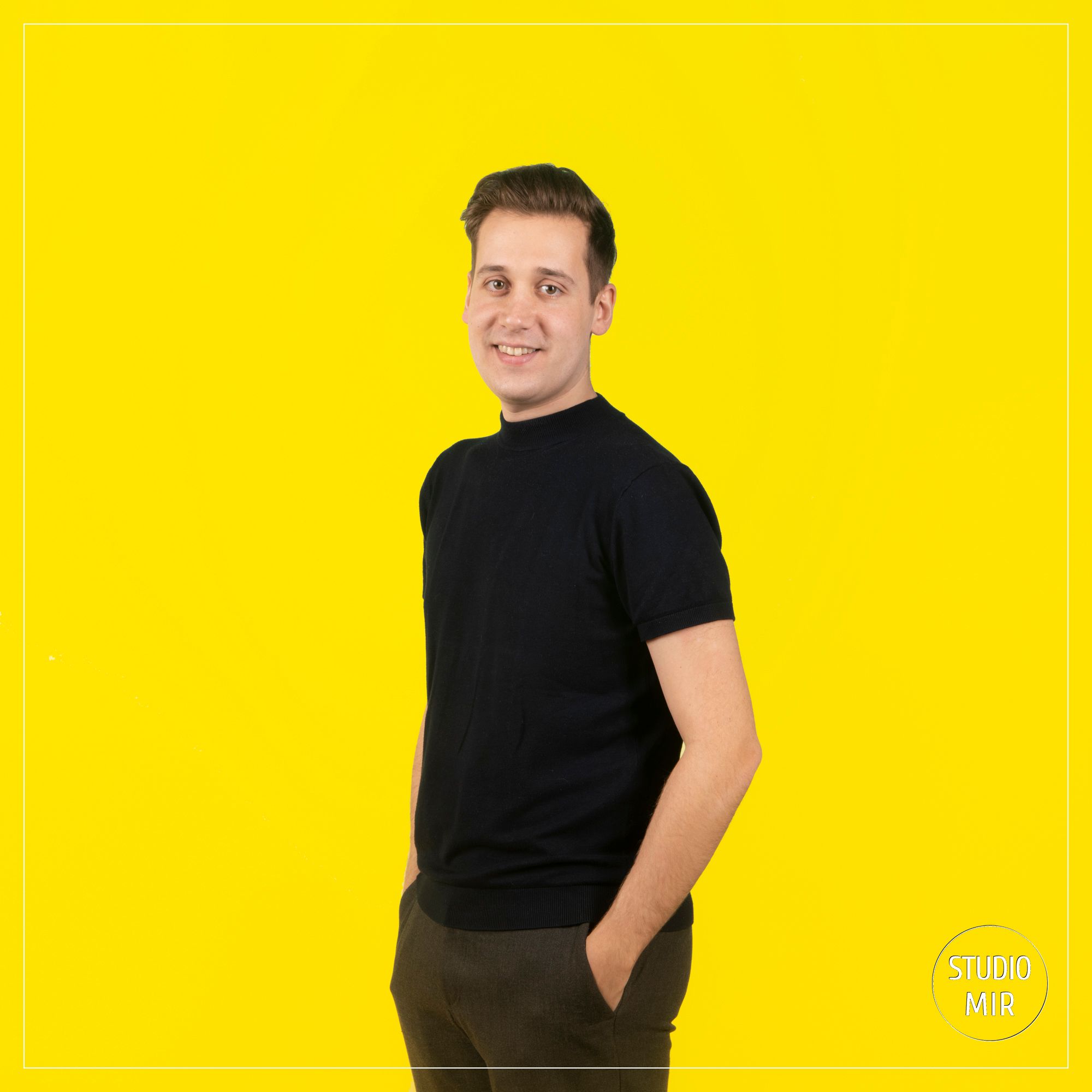 Shooting anniversaire de Monsieur Alex en studio photo près de Paris