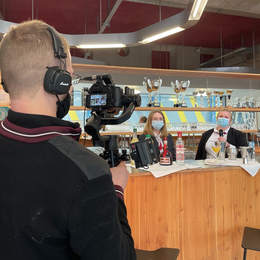 Vidéastes dans les hauts de France : Vidéo au lycée Hôtelier International de Lille