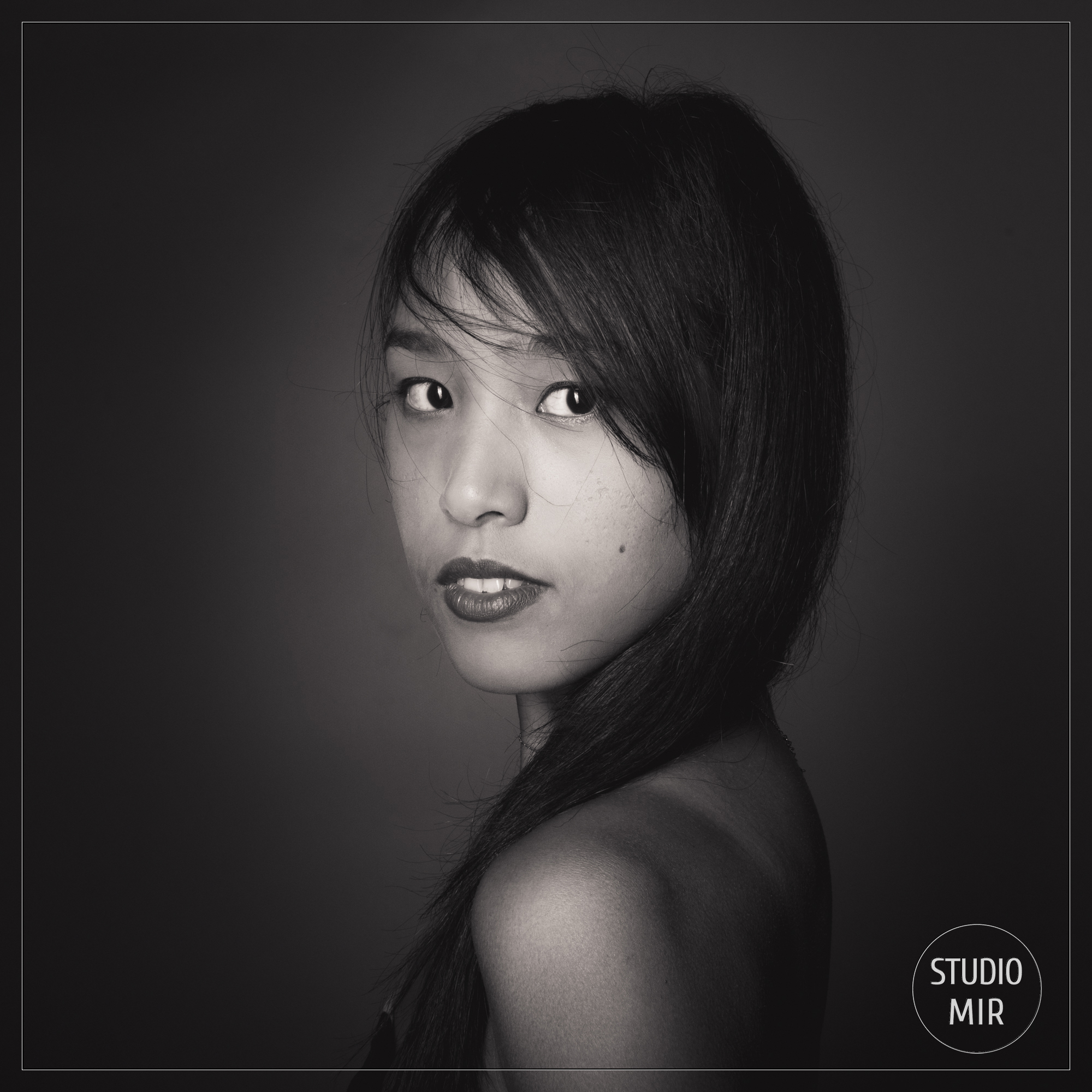 --M1R_98610001 Idée cadeau pour les fêtes de fin d’années : un shooting photo portrait proche de Paris