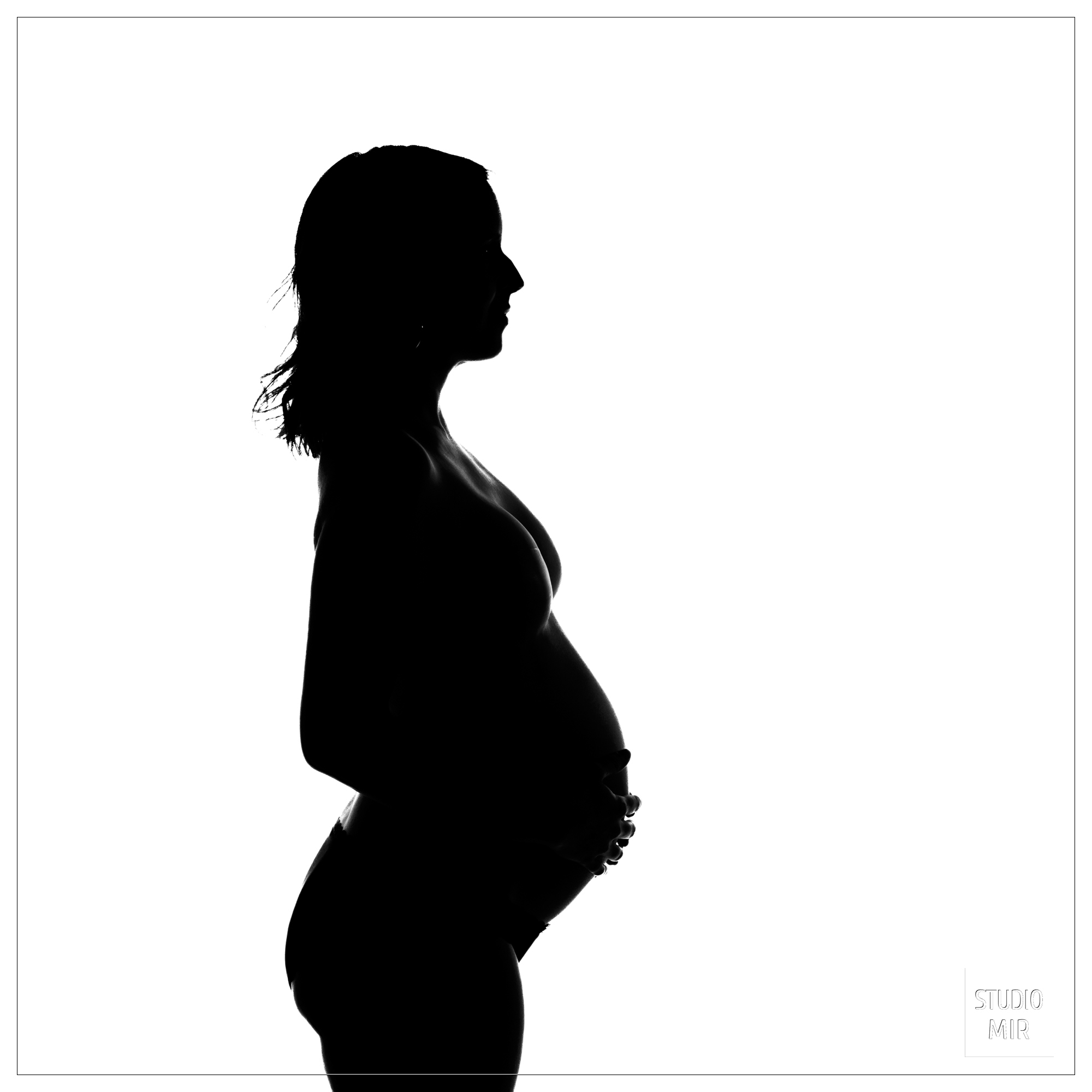 future-maman--M1R_4672studio-mir-moley Photo grossesse en studio photo proche de Paris