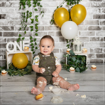 Séance photo Smash the cake pour un anniversaire dans le Val de Marne